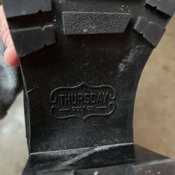 Thursday Boot Co. Everyday Chelsea Boot Size 10.5 - Picture 10 of 11